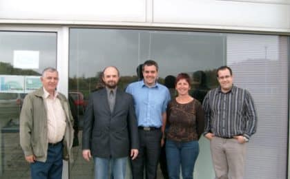 Photo : De g à d : Guy Besnier, Stéphane Kneip, Joël Besnier, Antoinette Louvel et Nicolas Besnier