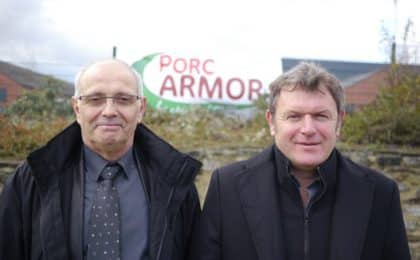 De G à droite : Michel BELLAIRD, président de Porc Armor et Jean-YvesTrebaol, président de Cofiporc