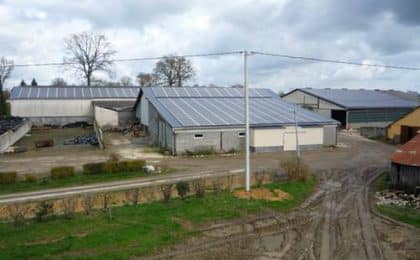 Bâtiment agricole à Guipel (35), puissance installée 135 kWc sur 3 toitures Bâtiment agricole à Guipel (35), puissance installée 135 kWc sur 3 toitures