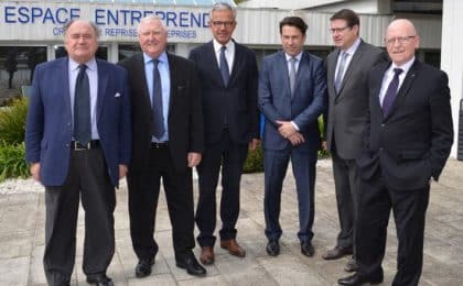 Les pdts des CCIT /R : Jean-Paul Chapalain (Morlaix), Jean-François Garrec (Quimper), Frank Bellion (Brest), Emmanuel Thaunier (Rennes), Claude Ravallec (Quimper), Dominique Lecomte (CCI Côtes d’Armor) Les pdts des CCIT /R : Jean-Paul Chapalain (Morlaix), Jean-François Garrec (Quimper), Frank Bellion (Brest), Emmanuel Thaunier (Rennes), Claude Ravallec (Quimper), Dominique Lecomte (CCI Côtes d'Armor)