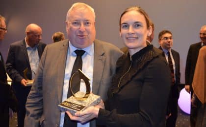 Claripharm, créée en 2013 par Clarisse Le Court, qui s’est vue remettre le prix de l’innovation par Thierry Troesch, Président de la CCI des Côtes d’Armor
