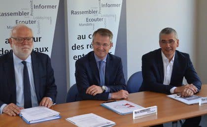 Les membres du bureau de l'UE 35 : de g à d , Bruno Cressard, Vice Président, Hervé Kermarrec , Président et Yann Le Jolivet , Vice Président