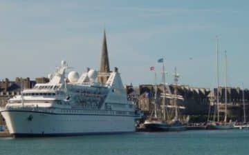 Propriétaire du port de Saint-Malo depuis 2007, la Région a engagé une procédure d’appel d’offres en vue de choisir le futur gestionnaire des ports de Saint-Malo et Cancale (hors plaisance) à compter du 1er janvier 2019.