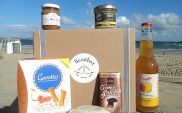 Depuis le 1er septembre, une nouvelle box a fait son apparition sur le marché. Chaque mois, les abonnés de Boestbox reçoivent dans leur boîte aux lettres un colis contenant six produits locaux "made in Bretagne".