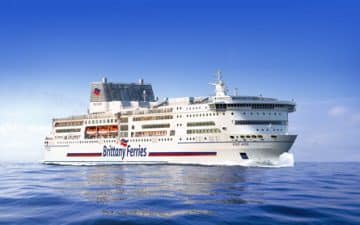 Le Pont Aven , ferry assurant la liaison transmanche