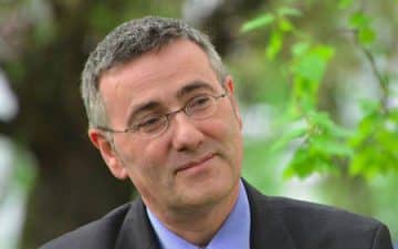 Thomas Froehlicher devient le nouveau Directeur Général et Dean de Rennes School of Business ; il prendra ses fonctions au début de l’année 2018 Thomas Froehlicher devient le nouveau Directeur Général et Dean de Rennes School of Business ; il prendra ses fonctions au début de l'année 2018