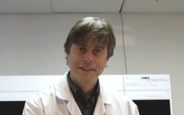 Amarok Biotechnologies, fondé par Vincent Genty à Saint-Malo est à la la fois un laboratoire d’essai et un laboratoire de recherche privé. Amarok Biotechnologies, fondé par Vincent Genty à Saint-Malo est à la la fois un laboratoire d'essai et un laboratoire de recherche privé.