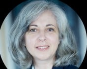 Sophie Bigaignon, jusque-là Vice-Présidente du Conseil de Surveillance prend la présidence du Groupe Roullier. Sophie Bigaignon, jusque-là Vice-Présidente du Conseil de Surveillance prend la présidence du Groupe Roullier.