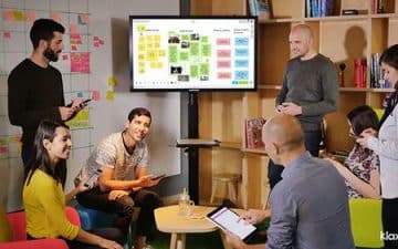 Toute l’astuce des solutions proposées par Klaxoon est de rendre les réunions interactives, avec pour souci de permettre à tout le monde de se faire entendre. Toute l'astuce des solutions proposées par Klaxoon est de rendre les réunions interactives, avec pour souci de permettre à tout le monde de se faire entendre.