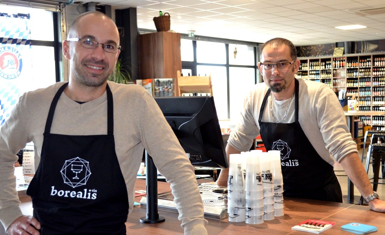 « Boire une binouze comme à la maison », c’est la promesse du Bin House et de ses créateurs, Ludovic Carlier et Jean-Jacques Rousseau.