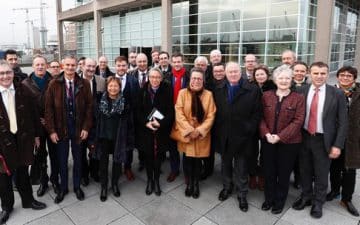 À l’invitation d’Elisabeth Borne, Ministre des transports, la Bretagne a participé ce vendredi au déplacement de la Ministre en Irlande, consacré à la promotion des ports français dans la perspective du Brexit.