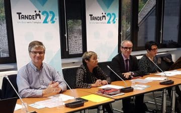 Yves Le Breton, Préfet des Côtes d’Armor, Gaëlle Nique représentant le Conseil Régional de Bretagne, Jean Yves Carillet, Directeur général du Crédit Agricole des Côtes d’Armor et Emmanuel Megret directeur de l’UPIA Yves Le Breton, Préfet des Côtes d’Armor, Gaëlle Nique représentant le Conseil Régional de Bretagne, Jean Yves Carillet, Directeur général du Crédit Agricole des Côtes d'Armor et Emmanuel Megret directeur de l’UPIA
