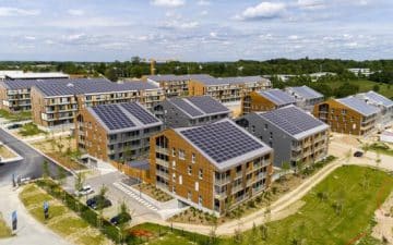 Legendre Energie a notamment développé le solaire dans la ZAC de la Fleuriaye à Carquefou (44) qui a permis à cet espace de devenir un éco-quartier à l’impact totalement neutre sur l’environnement.