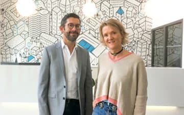 Créée en 1996 par Joël Minard, codirigeant aujourd’hui avec Isabelle Delaune, A2Com possède des agences à Nantes, Saint-Brieuc, Lorient, Brest et depuis janvier 2018, Paris. Créée en 1996 par Joël Minard, codirigeant aujourd’hui avec Isabelle Delaune, A2Com possède des agences à Nantes, Saint-Brieuc, Lorient, Brest et depuis janvier 2018, Paris.