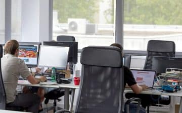 Six ans après son installation à Rennes, l’agence digital Keepeek déménage dans de nouveaux locaux, plus spacieux de 450 m². Six ans après son installation à Rennes, l’agence digital Keepeek déménage dans de nouveaux locaux, plus spacieux de 450 m².