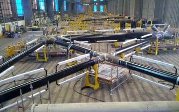 Les composants de la fondation seront assemblés sur le polder de Brest par la société Navantia sur un espace dédié de 11 hectares situé au nord du site. Les composants de la fondation seront assemblés sur le polder de Brest par la société Navantia sur un espace dédié de 11 hectares situé au nord du site.