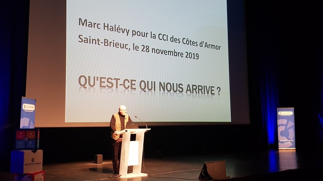 Il ne s'agit plus de produire massivement des prix, mais d'engendrer sobrement de la valeur. Il n'y a aucune corrélation entre richesse financière et joie de vivre. Tout au contraire. C'est là le grand choix que notre génération doit initier.