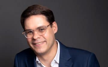 Laurent Herr prend la tête de l’Agence Entreprises Ouest Atlantique (AEOA) et par la même d’une équipe de 600 personnes réparties sur la Bretagne et les Pays de la Loire. Laurent Herr prend la tête de l’Agence Entreprises Ouest Atlantique (AEOA) et par la même d’une équipe de 600 personnes réparties sur la Bretagne et les Pays de la Loire.