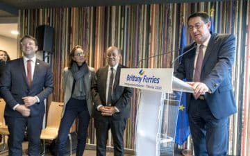 Jean-Marc Roué, président de la Brittany Ferries a inauguré son nouveau bâtiment à Saint-Malo en présence de Jean-Yves Le Drian, Loig Chesnais Girard et Amélie de Montchalin