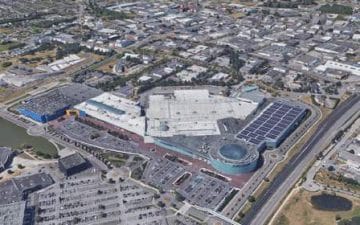 Cette centrale qui permettra de couvrir à terme 25% des besoins énergétiques de l’enseigne, s’intègre totalement dans le vaste programme entrepris par la direction du Leclerc pour réduire ses consommations d’énergies (objectif de -30% d’ici 2025) Cette centrale qui permettra de couvrir à terme 25% des besoins énergétiques de l’enseigne, s’intègre totalement dans le vaste programme entrepris par la direction du Leclerc pour réduire ses consommations d’énergies (objectif de -30% d’ici 2025)