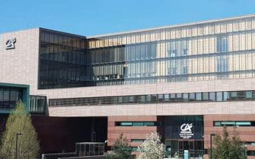 Siège du Crédit Agricole d’Ille-et-Vilaine à la Courrouze à Rennes Siège du Crédit Agricole d'Ille-et-Vilaine à la Courrouze à Rennes