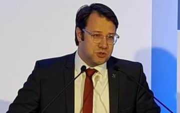 Loïg Chesnais-Girard, Président de la Région Bretagne Loïg Chesnais-Girard, Président de la Région Bretagne