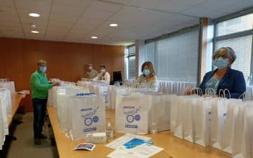 operation_remplissage_kit_commercant_ccimbo_brest_2 operation_remplissage_kit_commercant_ccimbo_brest_2
