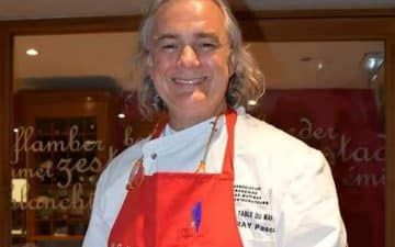 Dans son restaurant la Table du Marais, situé dans le village de La Fresnais, à proximité de Cancale et Saint-Malo, Pascal Raffray cultive l’esprit bistrot. Dans son restaurant la Table du Marais, situé dans le village de La Fresnais, à proximité de Cancale et Saint-Malo, Pascal Raffray cultive l’esprit bistrot.