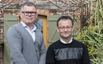 Mathieu et Mickael Kerlidou, les dirigeants attendent les nouvelles mesures du gouvernement à savoir la libre circulation des personnes au-delà d’un rayon de 100 km et l’annulation de leurs charges sociales. Mathieu et Mickael Kerlidou, les dirigeants attendent les nouvelles mesures du gouvernement à savoir la libre circulation des personnes au-delà d’un rayon de 100 km et l’annulation de leurs charges sociales.