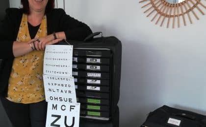 Myriam Giquello, opticienne à domicile dans le Morbihan