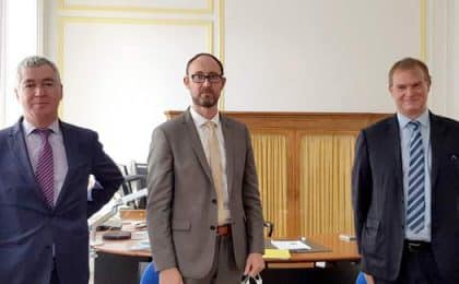 DE g à d : François Bareau (CCI Bretagne), Eric Lesage (Insee Bretagne) et Hervé Mattei (Banue de France)