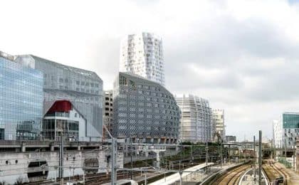 Le Quartier d’affaires Euro Rennes, situé à proximité de la Gare LGV a entrainé depuis trois ans,  une explosion du neuf dans ce secteur de la ville.