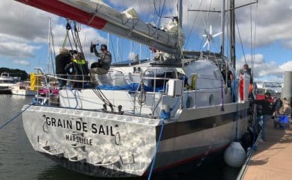 Le voilier cargo Grain de Sail baptisé, à Lorient.