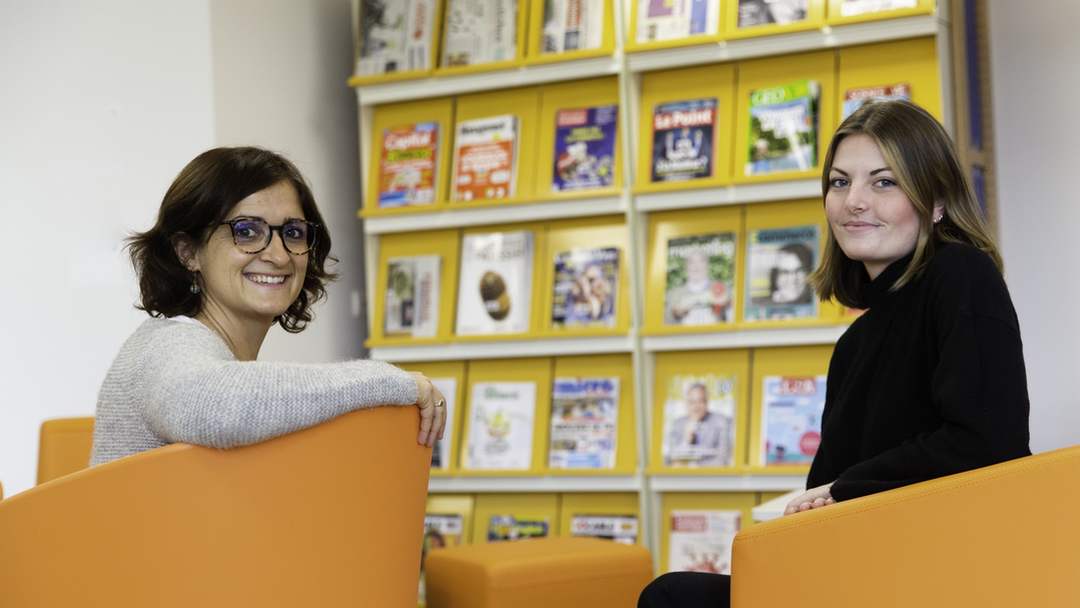 Sophie Sourice, formatrice en BTS Management Commercial Opérationnel à la Faculté des métiers sur le site de Saint Jouan-des-Guérets et Julie Lefévère-Jouquan, apprentie