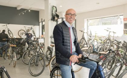 Fondateur du réseau Vélozen, Ronan Salaun ambitionne une croissance constante de 30% par an.