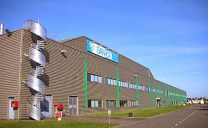 Deuxième fabricant mondial de compresseurs de climatisation, le Groupe japonais Sanden dispose de deux sites industriels en Europe, en France et en Pologne. Le plus important est celui de Tinténiac situé à une trentaine de kilomètres au nord de Rennes Deuxième fabricant mondial de compresseurs de climatisation, le Groupe japonais Sanden dispose de deux sites industriels en Europe, en France et en Pologne. Le plus important est celui de Tinténiac situé à une trentaine de kilomètres au nord de Rennes