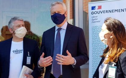 de G à D : Olivier CLanchin, Pdt de Triballat-Noyal , Bruno Le Maire, Ministre de l’Economie et des Finances et Solenn Douard, Directrice Générale