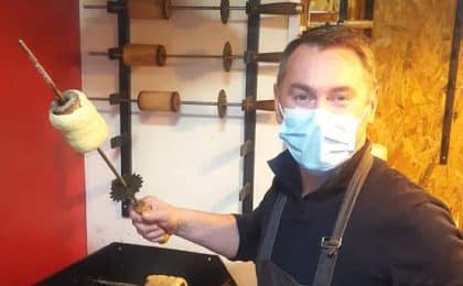 Le nouveau restaurant Kôlochô représente une surface de 85 m², dispose d’une trentaine de places assises en intérieur et d’une dizaine en terrasse. Son ouverture est programmée le 8 mai. Le nouveau restaurant Kôlochô représente une surface de 85 m², dispose d’une trentaine de places assises en intérieur et d’une dizaine en terrasse. Son ouverture est programmée le 8 mai.