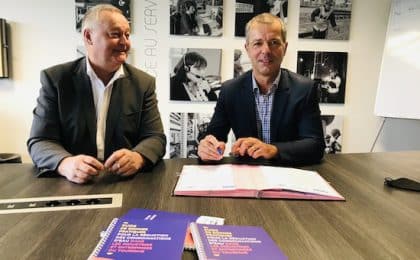 Jean-Pierre Rivery, vice-président de la CCI du Morbihan et Emmanuel Durand, directeur régional de Saur Bretagne Jean-Pierre Rivery, vice-président de la CCI du Morbihan et Emmanuel Durand, directeur régional de Saur Bretagne