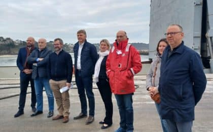 Ce 4e quai devait assurer au port du Légué une plus grande accessibilité avec quatre jours d’accès supplémentaire par mois (17 à 20 jours actuellement) et la possibilité d’accueillir trois navires simultanément (contre deux actuellement) aux tonnages plus Ce 4e quai devait assurer au port du Légué une plus grande accessibilité avec quatre jours d’accès supplémentaire par mois (17 à 20 jours actuellement) et la possibilité d’accueillir trois navires simultanément (contre deux actuellement) aux tonnages plus