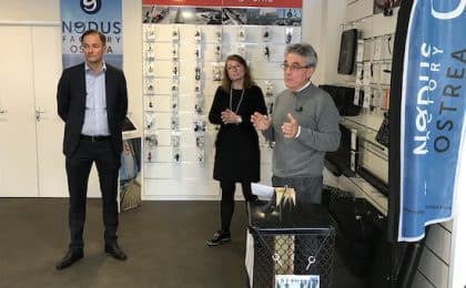 Yves Laurant, dirigeant fondateur de Nodus Factory, Olivia Eidenberger, directrice de développement et Christophe Grelier, Directeur Général du Crédit Agricole du Morbihan Yves Laurant, dirigeant fondateur de Nodus Factory, Olivia Eidenberger, directrice de développement et Christophe Grelier, Directeur Général du Crédit Agricole du Morbihan