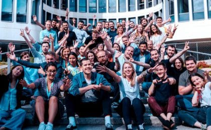en trois ans Steeple a doublé ses effectifs. Aujourd’hui, elle compte près de 70 collaborateurs dans son équipe. en trois ans Steeple a doublé ses effectifs. Aujourd’hui, elle compte près de 70 collaborateurs dans son équipe.