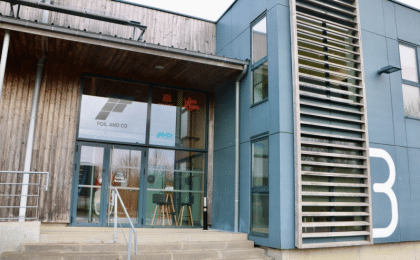 La PME Foil&Co déménage dans un bâtiment éco-conçu à Pencran (29).