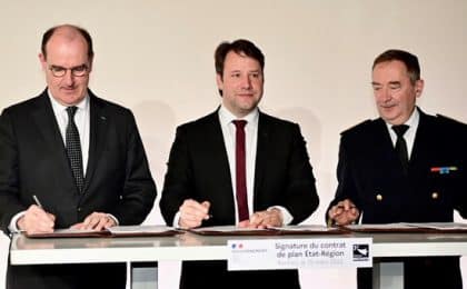 Le contrat de plan Etat-Région a été signé ce mardi 15 mars 2022, à Rennes, entre Emmanuel Berthier, préfet de la région Bretagne, et Loïg Chesnais-Girard, président de la Région Bretagne, en présence du Premier ministre, Jean Castex.