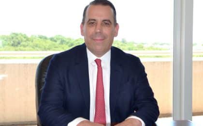 François Fournier prendra le poste de président directeur général d’HTL , à compter du 1er septembre 2022 . François Fournier prendra le poste de président directeur général d’HTL , à compter du 1er septembre 2022 .