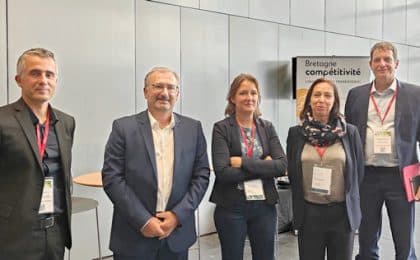 De g à d : Alexandre Colomb Directeur de Bretagne Compétitivité, Jean-Philippe Berton, Délégué régional EDF Bretagne, Natalie Gibot, responsable du pôle Acteurs du territoire che Alec Pays de Rennes, Françoise Restif, Cheffe de mission chez Bretagne Développement Innovation et Peter Nass, membre du Directoire Bretagne Compétitivité De g à d : Alexandre Colomb Directeur de Bretagne Compétitivité, Jean-Philippe Berton, Délégué régional EDF Bretagne, Natalie Gibot, responsable du pôle Acteurs du territoire che Alec Pays de Rennes, Françoise Restif, Cheffe de mission chez Bretagne Développement Innovation et Peter Nass, membre du Directoire Bretagne Compétitivité