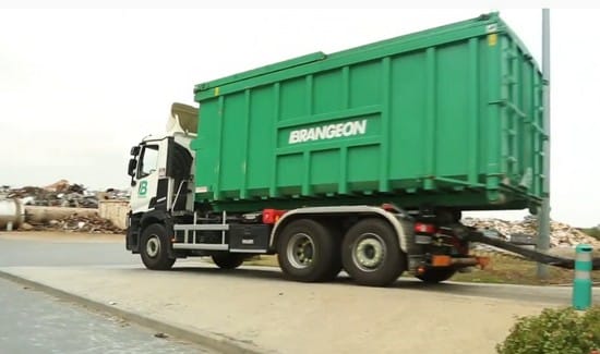 Camion grue - Groupe Brangeon