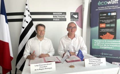 Ce mardi 19 juillet 2022, Loïg Chesnais-Girard, Président de la Région Bretagne, a signé avec Xavier Piechaczyk, Président du directoire de RTE, la charte d’engagement EcoWatt,