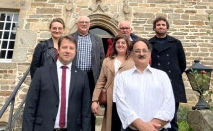 Au premier rang, Loig Chesnais-Girard, président de la région bretagne et Alan Fustec, président de Kerlotec Au premier rang, Loig Chesnais-Girard, président de la région bretagne et Alan Fustec, président de Kerlotec