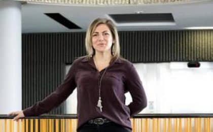Dirigé par Anne-Sophie ROBIN, le Groupe BS est spécialisé dans la transformation de la viande Dirigé par Anne-Sophie ROBIN, le Groupe BS est spécialisé dans la transformation de la viande